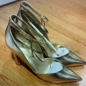 Elegant Gold Women's Heels